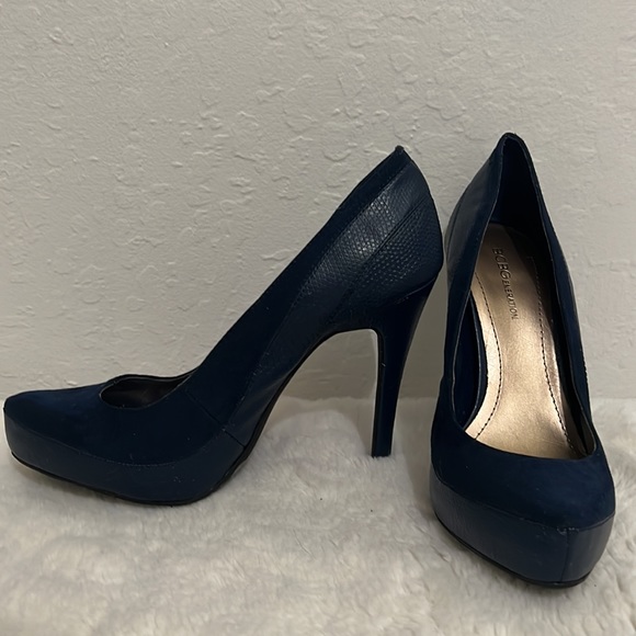 BCBG Generation Platform Heels - Picture 2 of 7